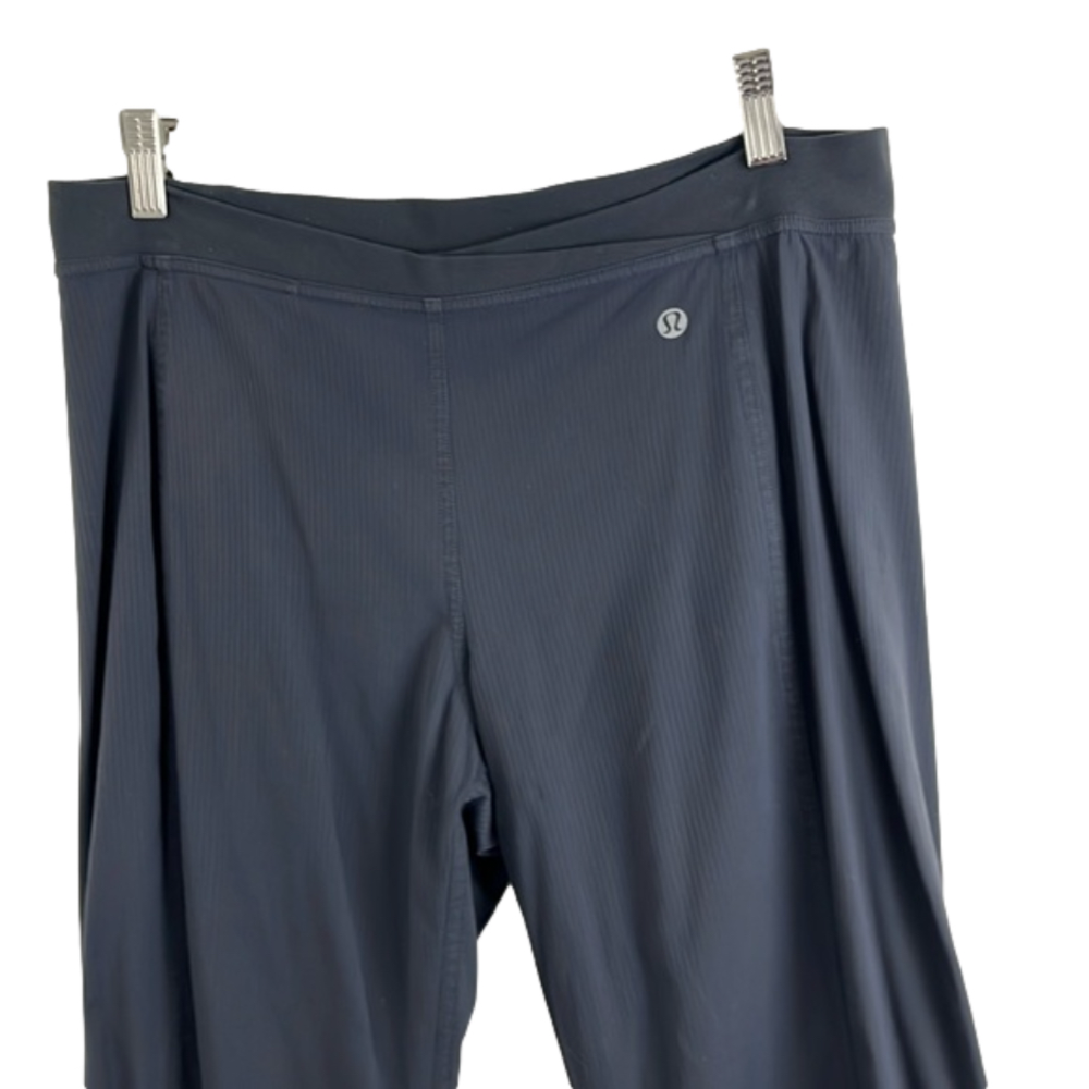 Lululemon Crossover Waist Grey Capris